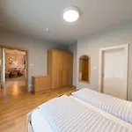 Apartment Neuhaeuslhof, Meran, Guestpass *