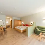 Neuhaeuslhof * 梅拉诺