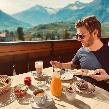 Neuhaeuslhof, Meran, Guestpass Merano