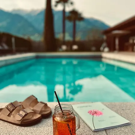 Neuhaeuslhof * メラーノ