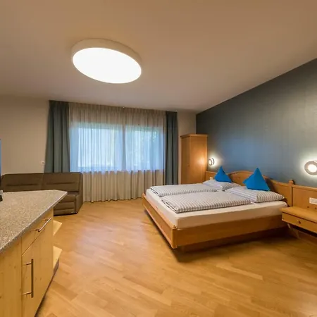 Neuhaeuslhof, Meran, Guestpass Appartement *