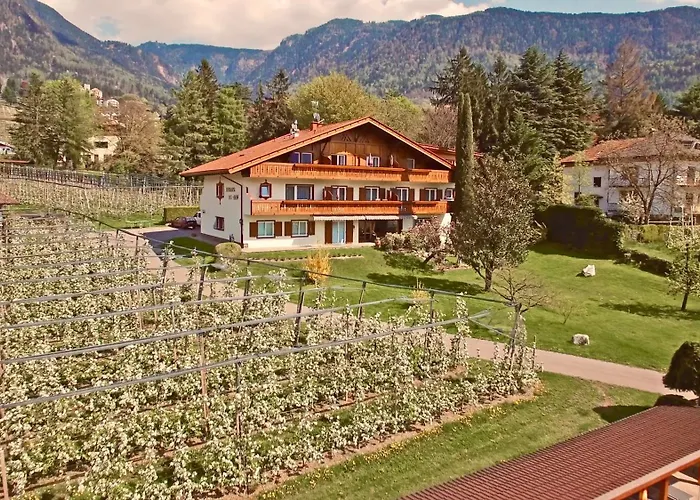 Neuhäuslhof Apartment Meran